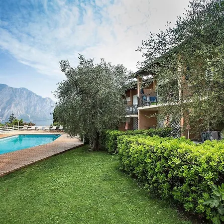 Apartmán In Mit Grill, Garten Und Gemeinschaftlichem Pool *