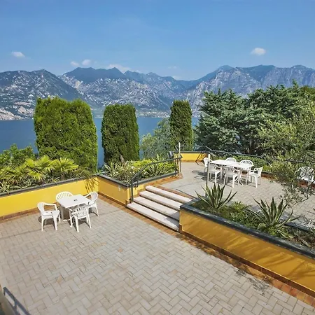 In Mit Grill, Garten Und Gemeinschaftlichem Pool Apartmán *